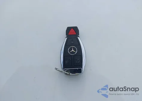 2017 Mercedes-Benz Glc 300 z USA, uszkodzony, nr VIN WDC0G4JB9HV006455